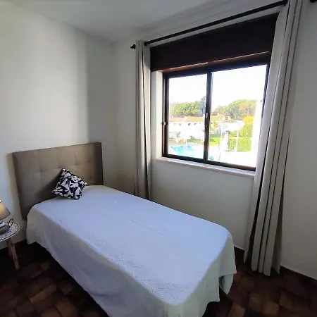 V2 Pedro - By Bedzy Appartement